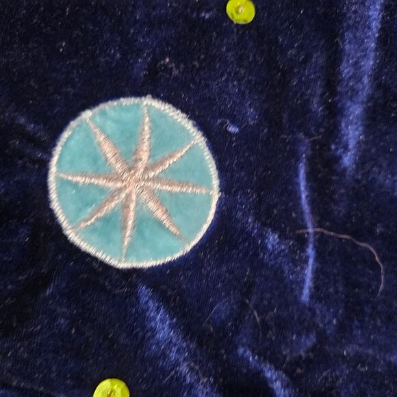 Disney Frozen Two-Toned Blue Bling Snowflake Embroidered Tree Skirt 24" - Picture 6 of 9